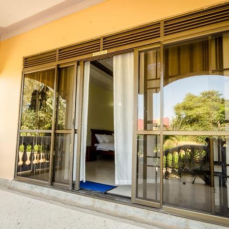 Las Vegas Garden Hotel Kampala Exterior photo